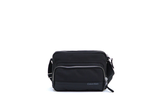 Calvin Klein Utility Camera Bag - Black